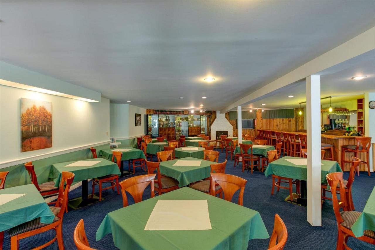 Mountaineer Inn Stowe Extérieur photo