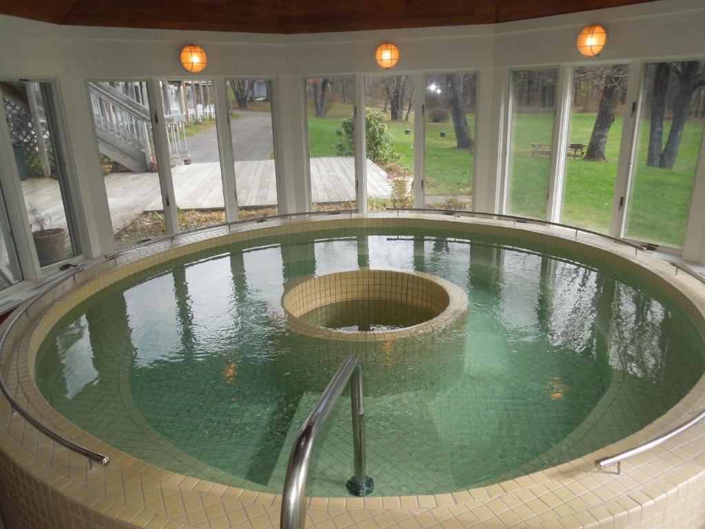 Mountaineer Inn Stowe Extérieur photo
