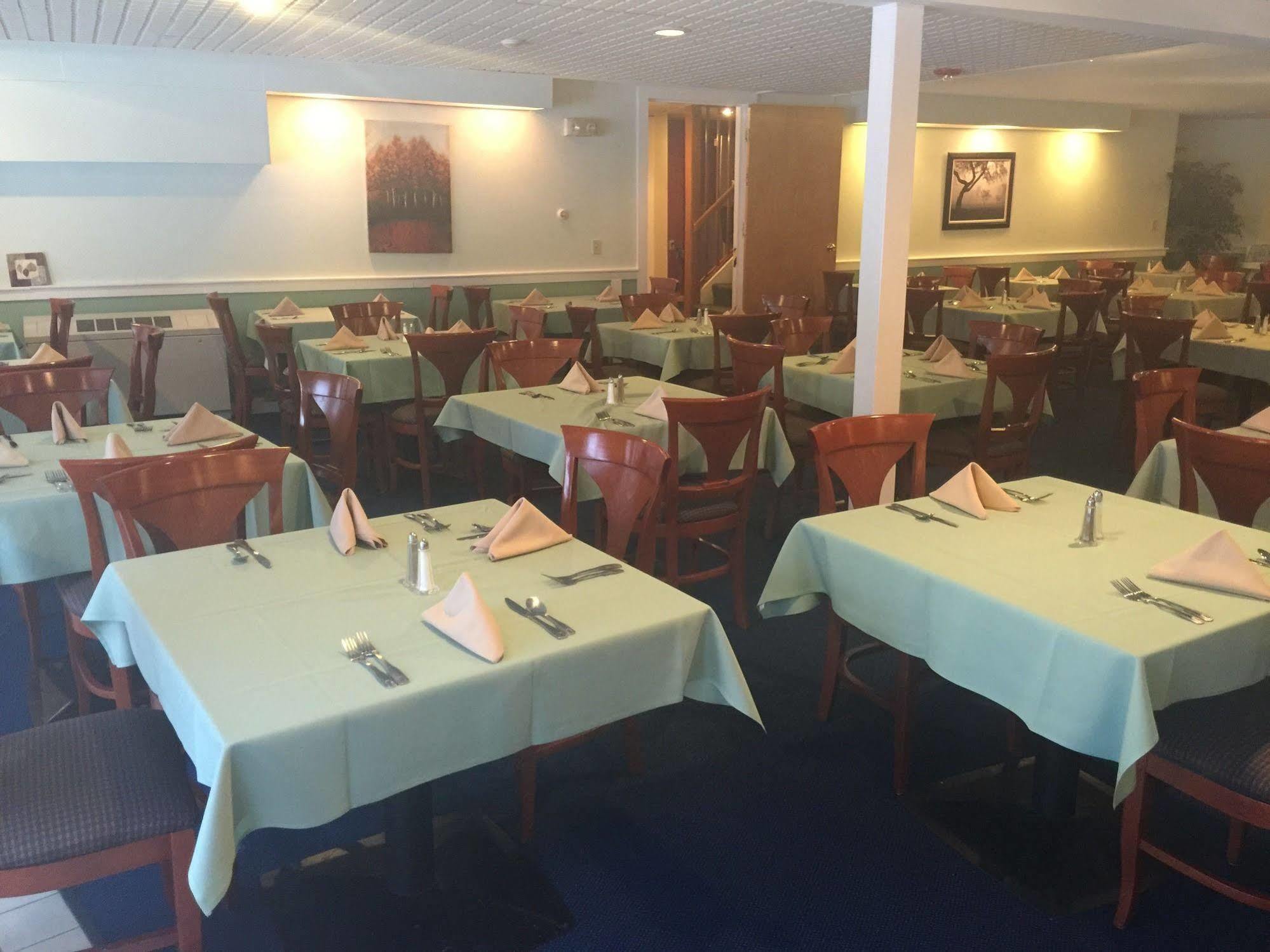 Mountaineer Inn Stowe Extérieur photo
